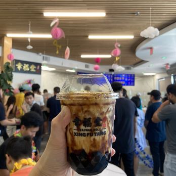 Xing Fu Tang - 2. Brown Sugar Boba Milk with Gold Foil - Bubble Tea Near Me - Duluth, Georgia Xing Fu Tang - 2. Brown Sugar Boba Milk with Gold Foil - Bubble Tea Near Me - Duluth, Georgia