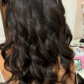 Lilly Beauty Salon - my hair before (curled, my natural hair is even longer, pic was also taken a couple months ago) - Hair Salons Near Me - Boston, Massachusetts