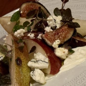 Le Coq - Fig & pear salad - French Near Me - La Jolla, California