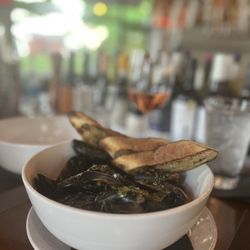 FlatIron Kitchen & Taphouse