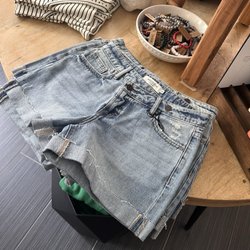 Pebble Spa - Boutique - Hidden Shorts