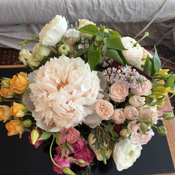 Elizabeth's Flowers - Florists Near Me - San Francisco, California Elizabeth's Flowers - Florists Near Me - San Francisco, California