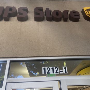 The UPS Store - Shipping Centers Near Me - Santa Monica, California The UPS Store - Shipping Centers Near Me - Santa Monica, California