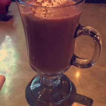 William Jeffrey's Tavern - Caleb makes great drinks! - American Near Me - Arlington, Virginia