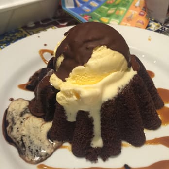 Chili's - Molten Chocolate Cake - Tex-Mex Near Me - Virginia Beach, Virginia