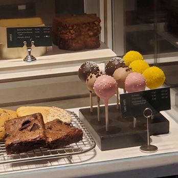 Starbucks - Cake pops! - Coffee & Tea Near Me - Pembroke Pines, Florida Starbucks - Cake pops! - Coffee & Tea Near Me - Pembroke Pines, Florida