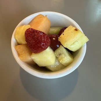 Leo's On Tap - Cup of fruit - Breakfast & Brunch Near Me - Grand Rapids, Michigan