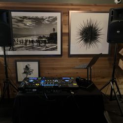 Dave Mak's Mobile DJ Service
