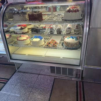 Luberto's Pastry Shop - Cakes - Bakeries Near Me - Revere, Massachusetts