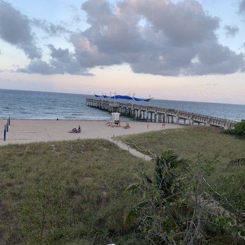 Beach House - Bars Near Me - Pompano Beach, Florida