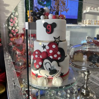 The Cake Shop - Desserts Near Me - Tampa, Florida