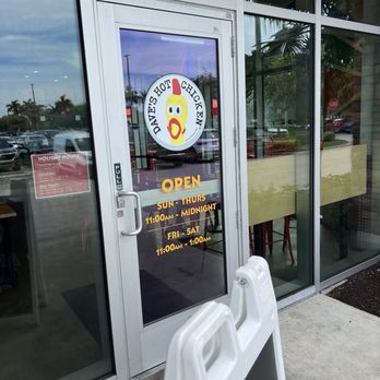 Dave's Hot Chicken - Chicken Shop Near Me - Pembroke Pines, Florida
