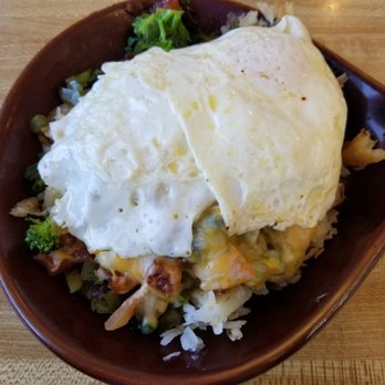 The Corner Cafe - Veggies skillet - American Near Me - Lowell, Massachusetts