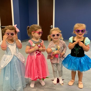 Highland Park Dance Company - Performing Arts Near Me - Dallas, Texas Highland Park Dance Company - Performing Arts Near Me - Dallas, Texas