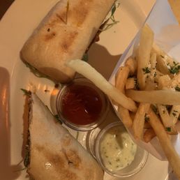 Bistro Burger* **