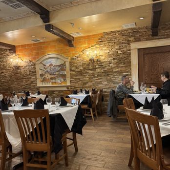 Valença Restaurant - Steakhouses Near Me - Elizabeth, New Jersey