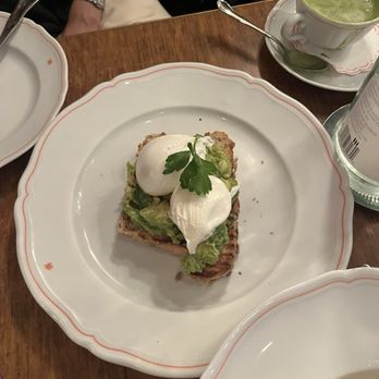Sant Ambroeus Soho - Avocado Toast - Italian Near Me - New York, New York Sant Ambroeus Soho - Avocado Toast - Italian Near Me - New York, New York
