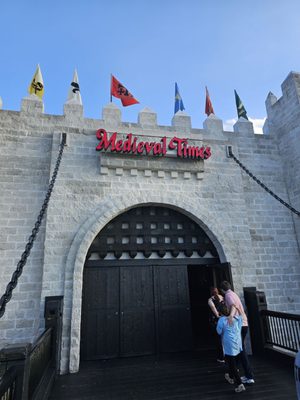 Medieval Times Dinner & Tournament by null