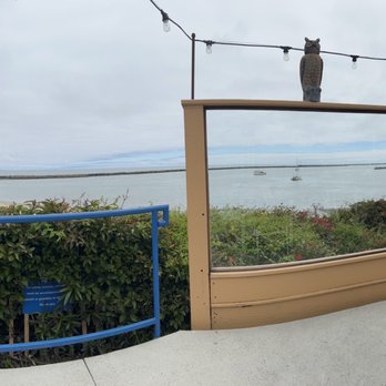 Sam's Chowder House - Outside patio - Seafood Near Me - Half Moon Bay, California Sam's Chowder House - Outside patio - Seafood Near Me - Half Moon Bay, California
