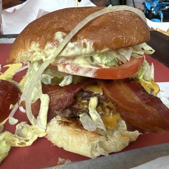 HI-POINTE DRIVE-IN - Updated June 2024 - 920 Photos & 929 Reviews ...