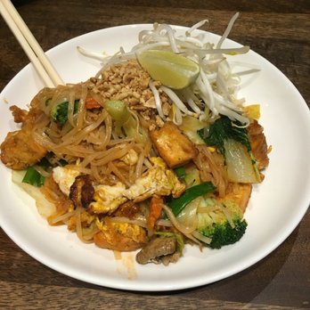 The Noodle Thai Restaurant - pad thai with tofu - Noodles Near Me - Berkeley, California The Noodle Thai Restaurant - pad thai with tofu - Noodles Near Me - Berkeley, California