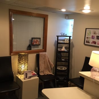 Faces By Shiloh - Cozy Wating Area - Makeup Artists Near Me - Tonawanda, New York