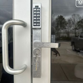 Secure Locksmith - Keys & Locksmiths Near Me Secure Locksmith - Keys & Locksmiths Near Me