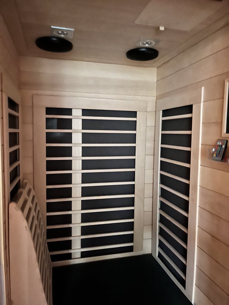 Sunlighten - Inside the Sunlighten Signature Sauna for 1 person - Day Spas Near Me - Leawood, Kansas Sunlighten - Inside the Sunlighten Signature Sauna for 1 person - Day Spas Near Me - Leawood, Kansas