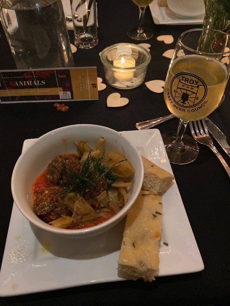 THE RUCK - 197 Photos & 276 Reviews - 104 3rd St, Troy, New York - Pubs ...