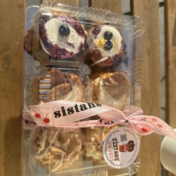 Sistahs' Sweets - Desserts Near Me - Baltimore, Maryland