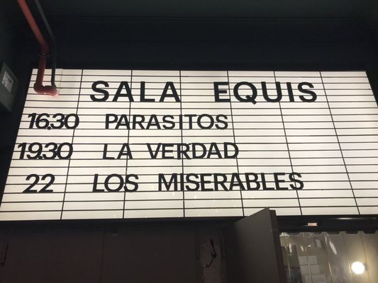 SALA EQUIS by null