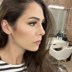 Up & Out Uptown - Make up trial for the wedding, excuse the wet hair , the hair was not Julia's fault haha
