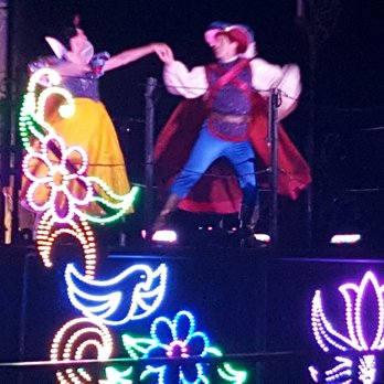Fantasmic! - Sleeping Beauty float - Amusement Parks Near Me - Kissimmee, Florida Fantasmic! - Sleeping Beauty float - Amusement Parks Near Me - Kissimmee, Florida