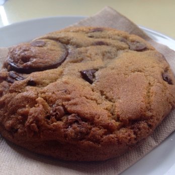Coffee Commissary - Chocolate chip cookie - Coffee & Tea Near Me - Burbank, California