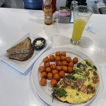 Over Easy - Paradise Valley - Harvest Omelette! - Breakfast & Brunch Near Me - Phoenix, Arizona