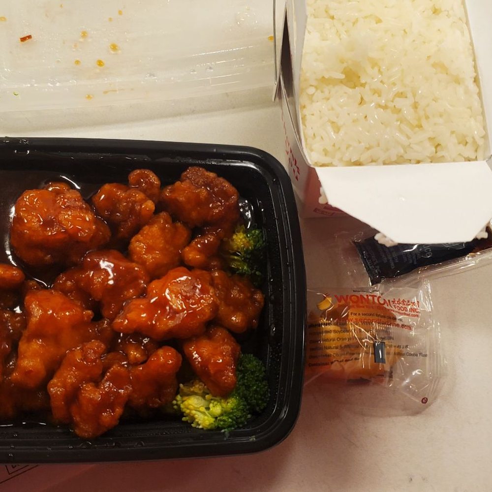 Panda Chinese Kitchen - a meal of chicken and broccoli - Chinese Near Me - Canonsburg, Pennsylvania Panda Chinese Kitchen - a meal of chicken and broccoli - Chinese Near Me - Canonsburg, Pennsylvania