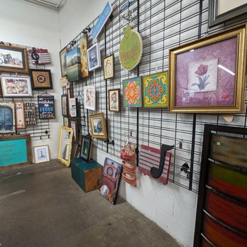Goodwill Retail Store - Community Service/Non-Profit Near Me - Jackson, Michigan