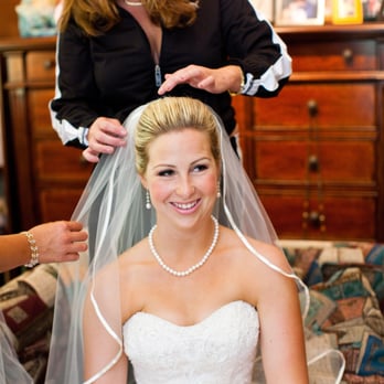 Choukri Salon - Najat perfecting the hair! - Hair Stylists Near Me - Solana Beach, California Choukri Salon - Najat perfecting the hair! - Hair Stylists Near Me - Solana Beach, California
