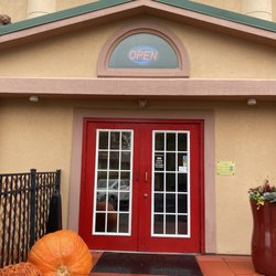 Pasquale's Italian Restaurant & Pizzeria - Front of business