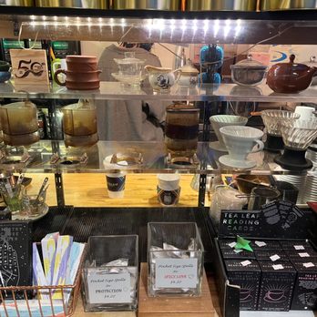 Eli Tea - Making the tea - Coffee & Tea Near Me - Birmingham, Michigan