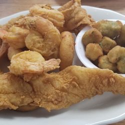 Captain Cook - Whiting, Jumbo Shrimp platter, Okra and hush puppies
