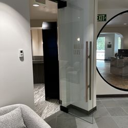 SharpeVision MODERN LASIK & LENS - Entrance