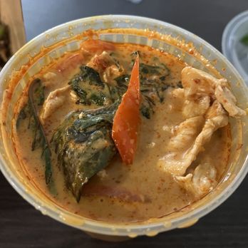 Banana Leaf - Red curry chicken - Breakfast & Brunch Near Me - El Cerrito, California Banana Leaf - Red curry chicken - Breakfast & Brunch Near Me - El Cerrito, California