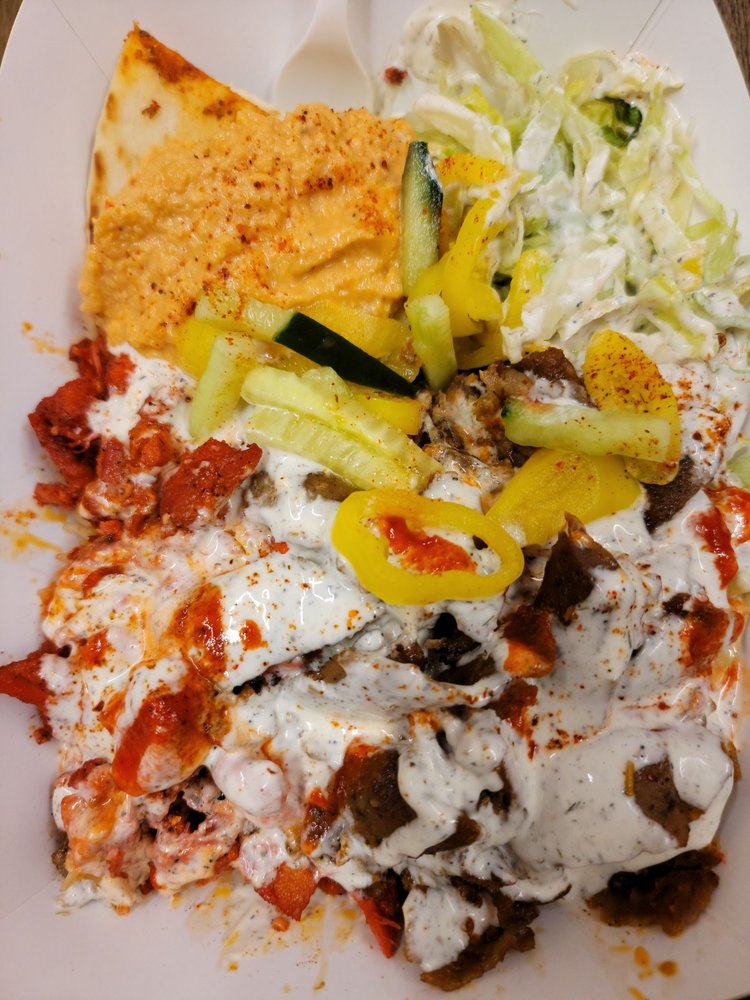 HEFTY GYROS