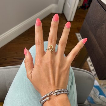 Camellia 66 Nails - Nail Salons Near Me - Medford, Massachusetts