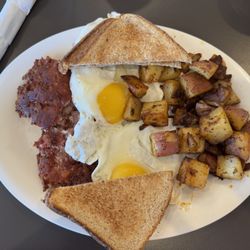 Eggs Up Grill - Founders Hash and Eggs
