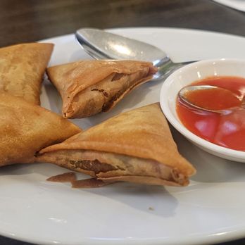 Burma Bay Cafe - Samosas - Burmese Near Me - Fremont, California