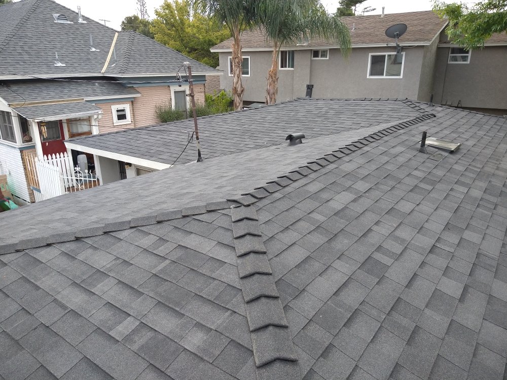 Slide of Everlasting Roofing Corp