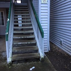 Overlook At Causey Lane - Poor upkeep , from complex company and staff .