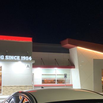 Burger King - Burger King / Denny's combo restaurant. Crazy! - Burgers Near Me - Austin, Texas Burger King - Burger King / Denny's combo restaurant. Crazy! - Burgers Near Me - Austin, Texas